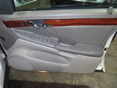 2003 Cadillac DeVille