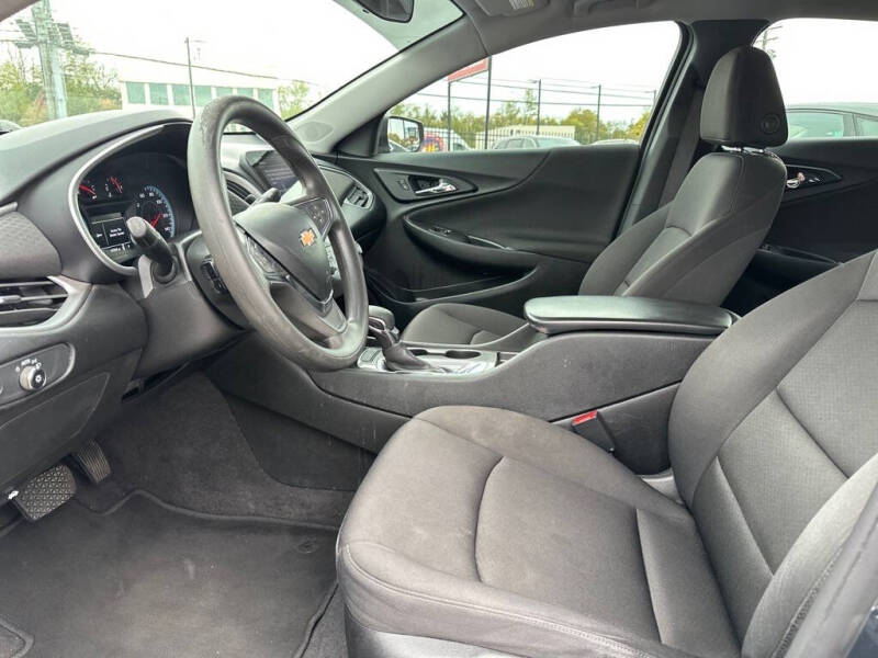 2021 Chevrolet Malibu LS