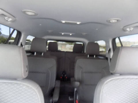 2017 GMC Acadia SLE-2