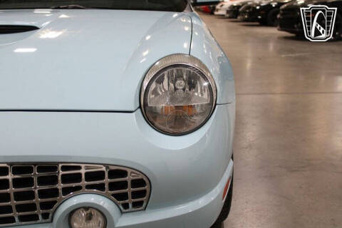 2003 Ford Thunderbird