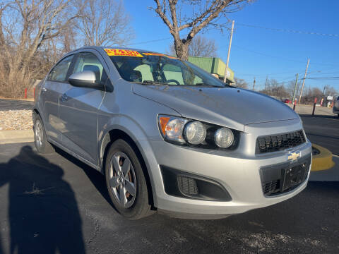 2013 Chevrolet Sonic for sale at Best Buy Car Co in Independence MO