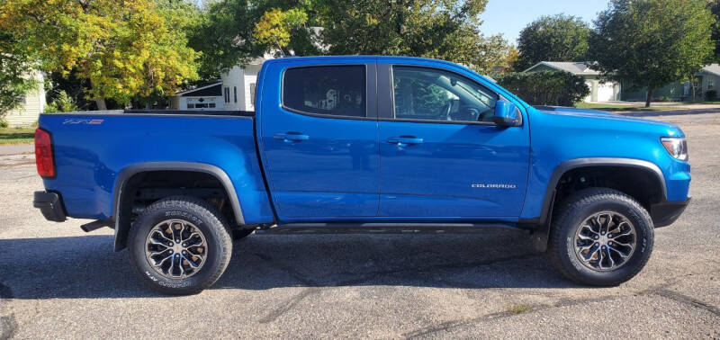 Used 2022 Chevrolet Colorado ZR2 with VIN 1GCGTEEN6N1152437 for sale in Milbank, SD