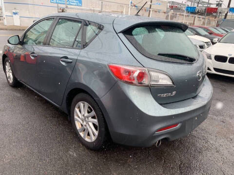 2012 Mazda MAZDA3 i Touring