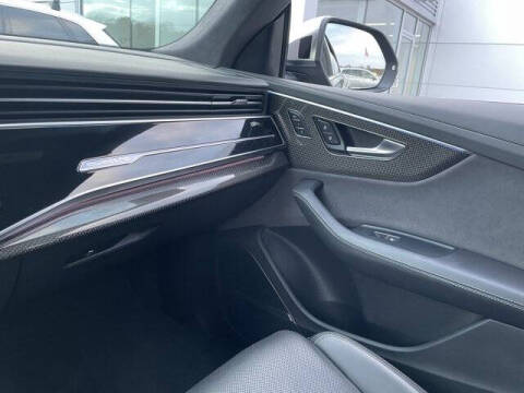 2023 Audi SQ8 4.0T quattro Prestige