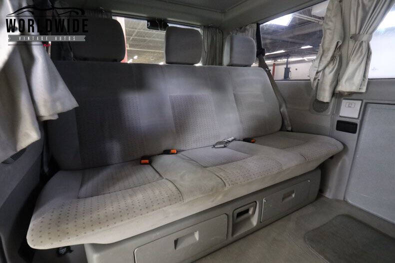 2002 Volkswagen EuroVan MV