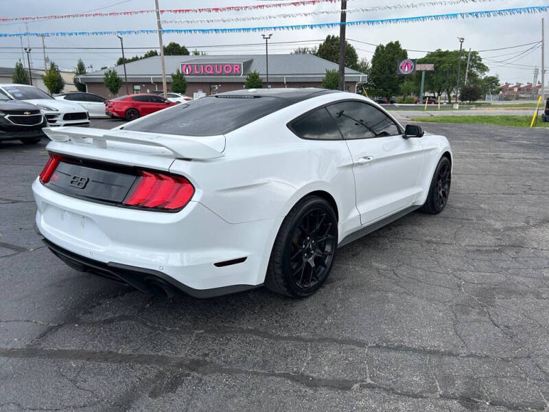 2019 Ford Mustang