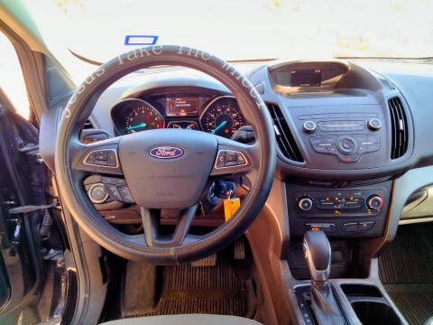 2019 Ford Escape S