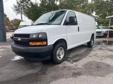 2020 Chevrolet Express 2500