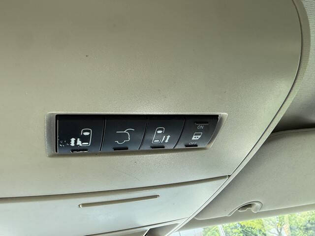 2015 Chrysler Town and Country Touring-L