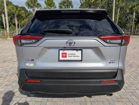 2025 Toyota RAV4 Hybrid XLE Premium