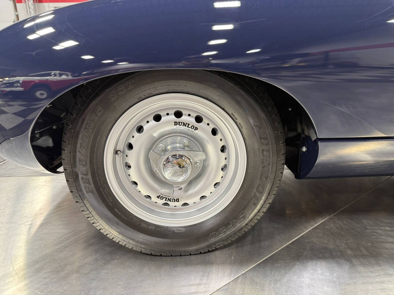 1964 Jaguar E Type Series I 25