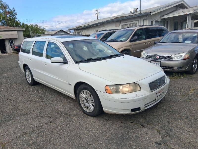 2005 Volvo V70 2.4