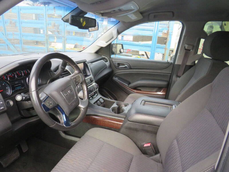 2017 GMC Yukon SLE