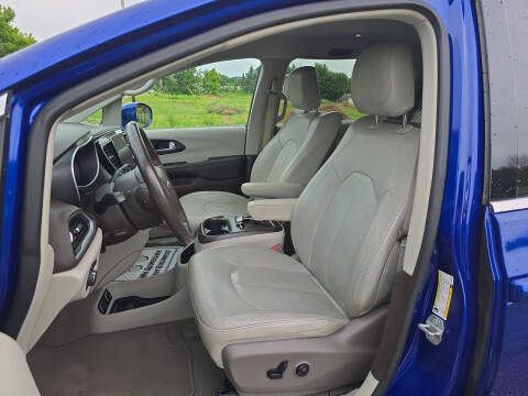 2020 Chrysler Pacifica Touring L Plus