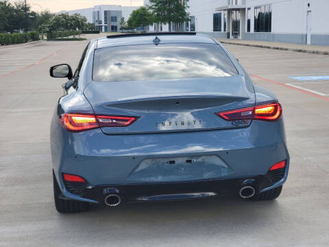 2022 Infiniti Q60 Red Sport 400