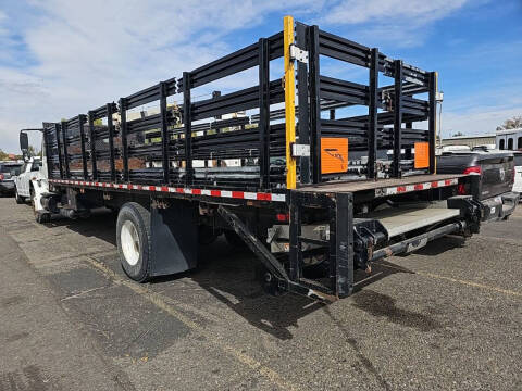 2008 International DuraStar 4000-Series Flatbed