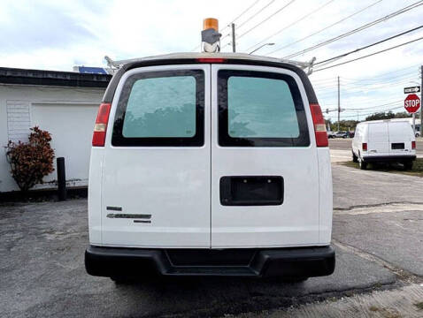 2011 Chevrolet Express 2500