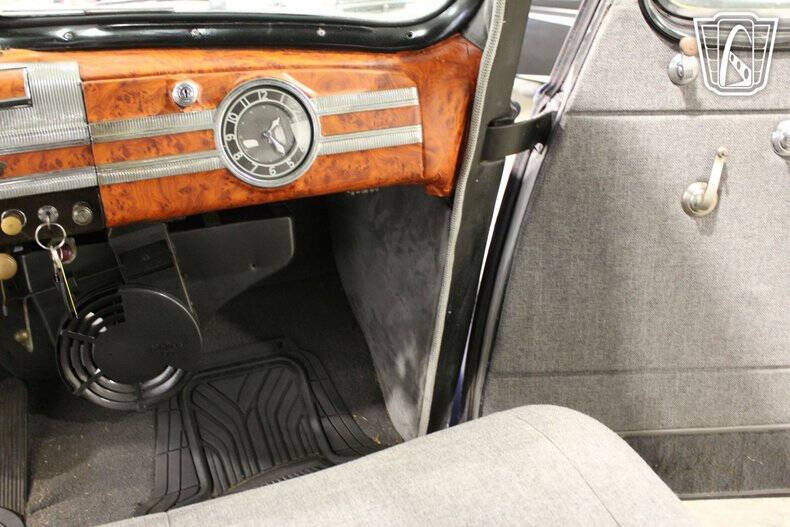 1939 Packard Six