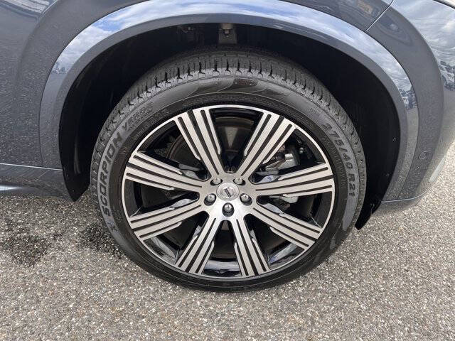 2024 Volvo XC90 Recharge T8 Ultimate Bright Theme 7P