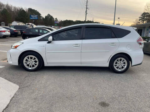 2015 Toyota Prius v Three