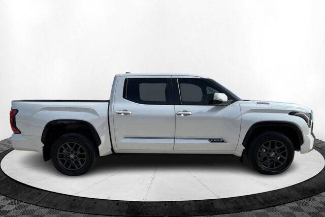 2025 Toyota Tundra Platinum HV
