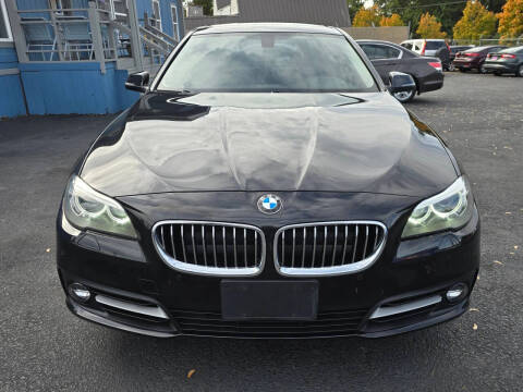 2016 BMW 5 Series 528i