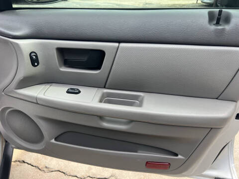 2006 Ford Taurus SE