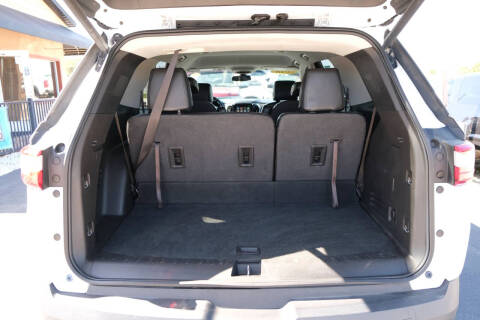 2018 Chevrolet Traverse LT Cloth