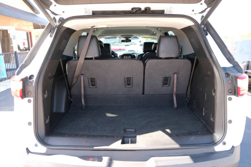 2018 Chevrolet Traverse LT Cloth