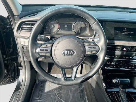 2020 Kia Cadenza Technology