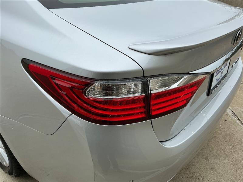 2014 Lexus ES 300h