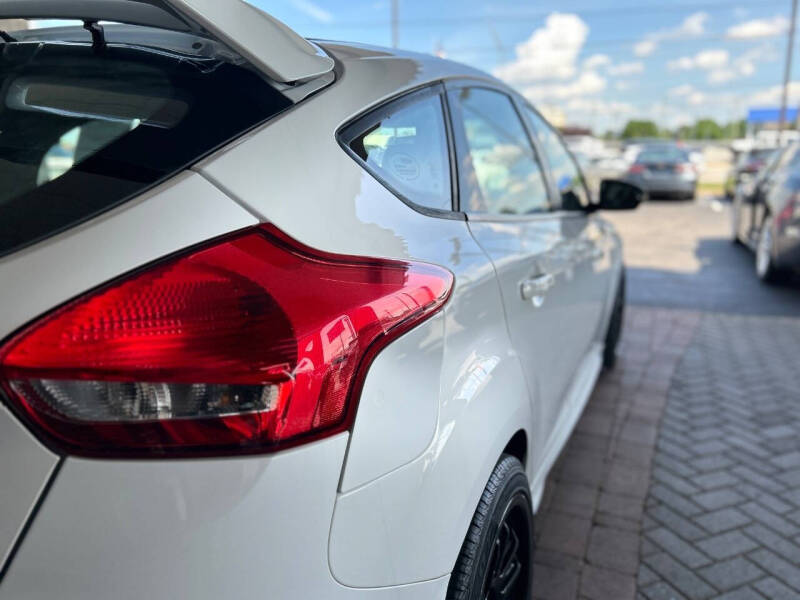 2017 Ford Focus ST