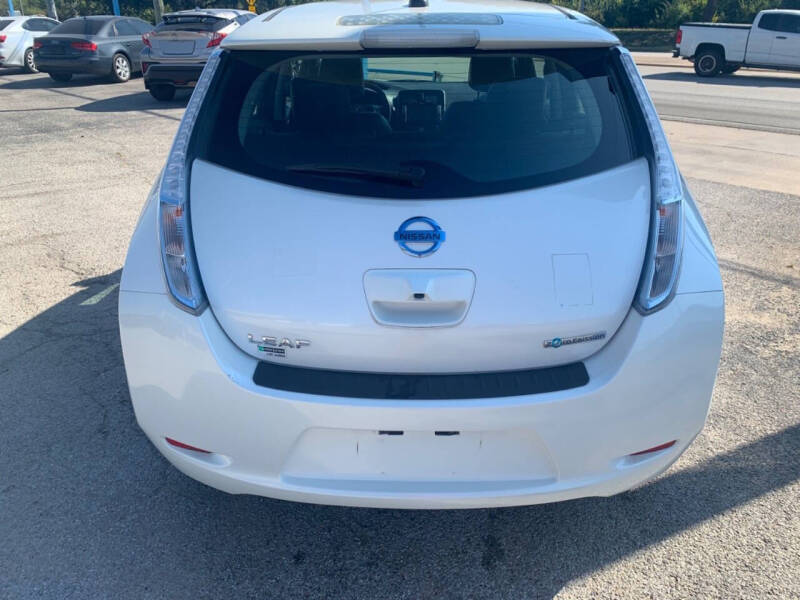 2013 Nissan LEAF S