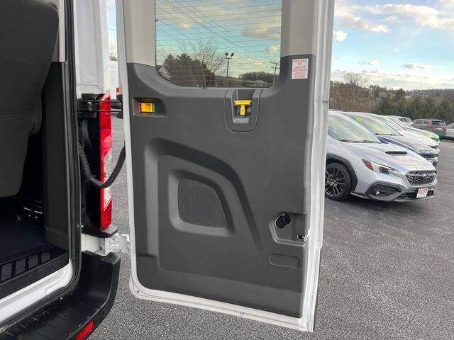 2023 Ford Transit 350 XLT