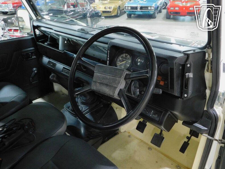1986 Land Rover Defender