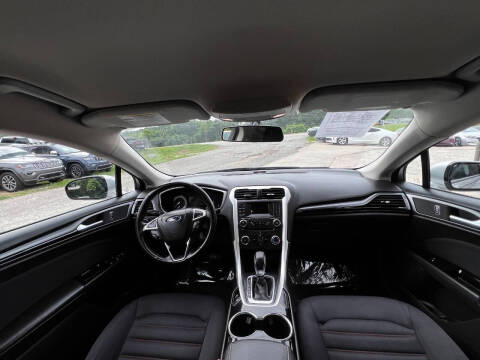 2016 Ford Fusion SE