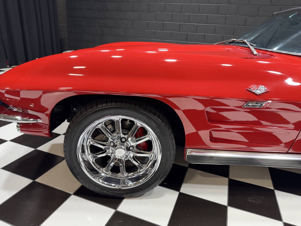 1964 Chevrolet Corvette 33