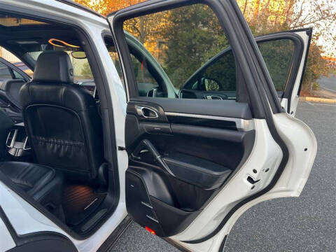 2012 Porsche Cayenne S Hybrid