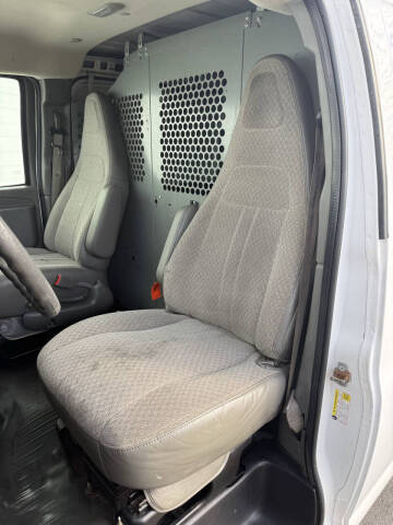 2016 Chevrolet Express 2500