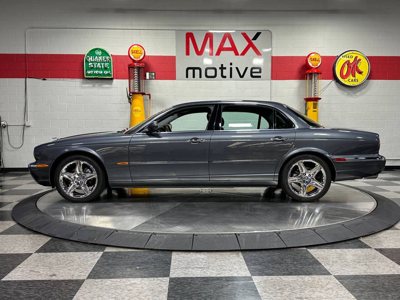 2005 Jaguar XJ-Series 8