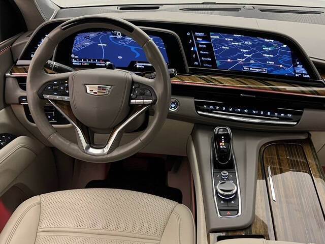 2023 Cadillac Escalade ESV Premium Luxury Platinum