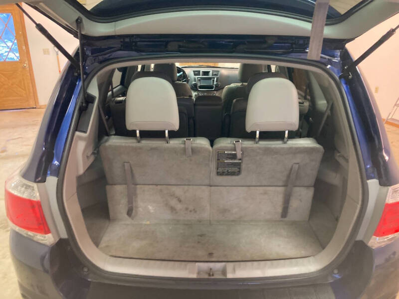 2013 Toyota Highlander SE