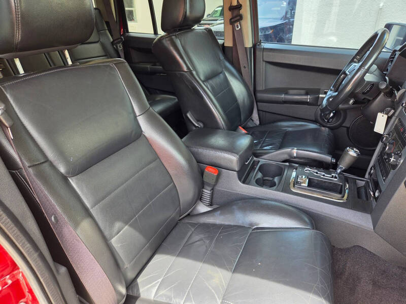 2010 Jeep Commander Sport