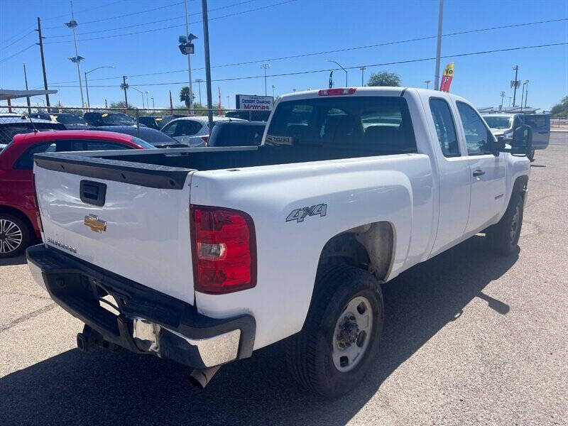 White 2011 Chevrolet Silverado 2500HD Work Truck 2