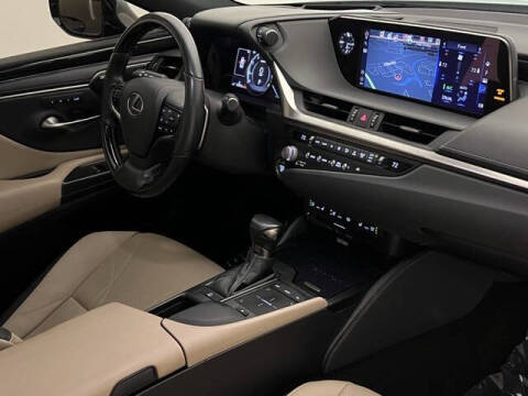 2021 Lexus ES 350 Ultra Luxury