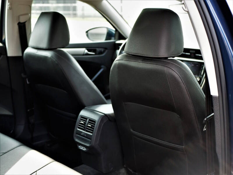 2021 Volkswagen Passat SE