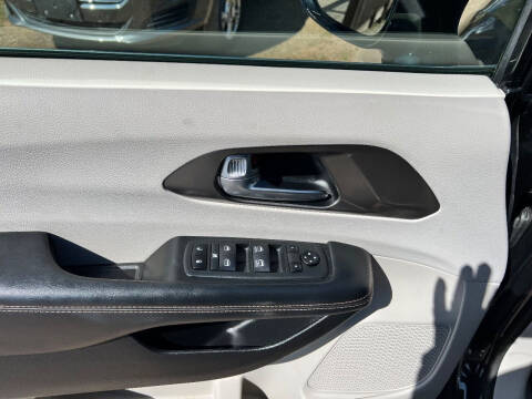 2020 Chrysler Pacifica Touring