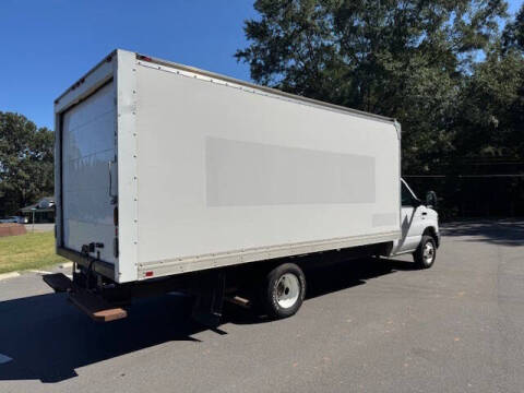 2017 Ford E-Series E-350 SD