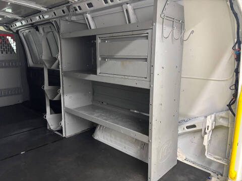 2023 Chevrolet Express 3500