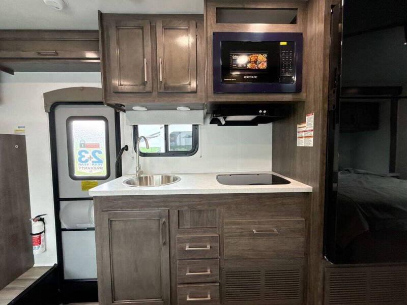 2025 Chevrolet Express